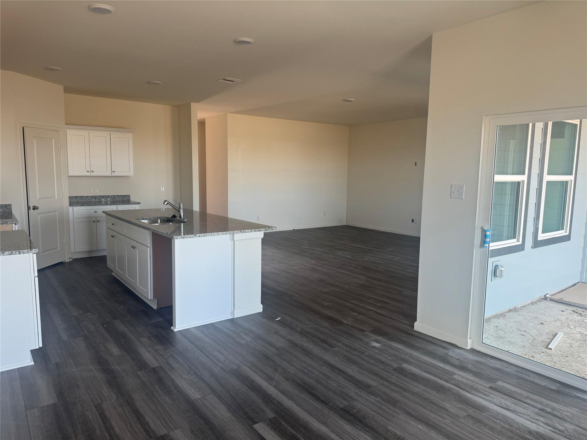 3206 Diamond View Lane