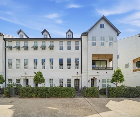 Townhouse For Rent - 3409 Timbergrove Oaks Street<br/> Houston, TX 77008