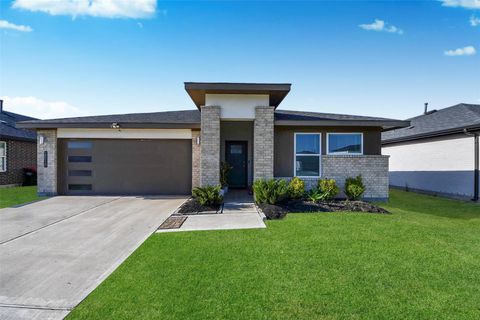 Photo of 28938 Yukon River Court, Katy, TX 77494 (MLS # 29457460)