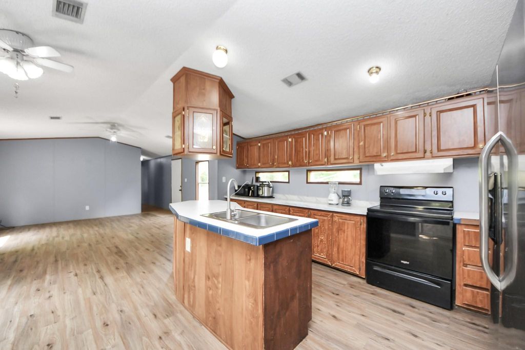 Photo of 25932 Thatcham, New Caney, TX 77357 (MLS # 66757521)