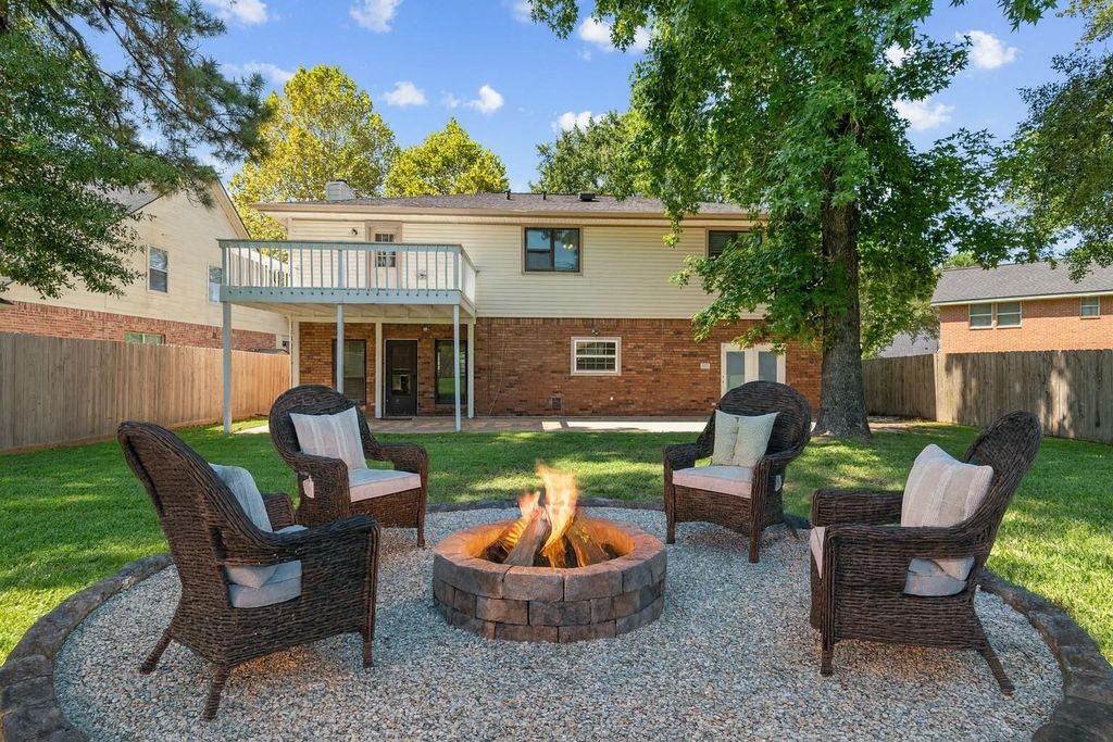 Photo of 3214 Candlewood Lane, Montgomery, TX 77356 (MLS # 43765790)