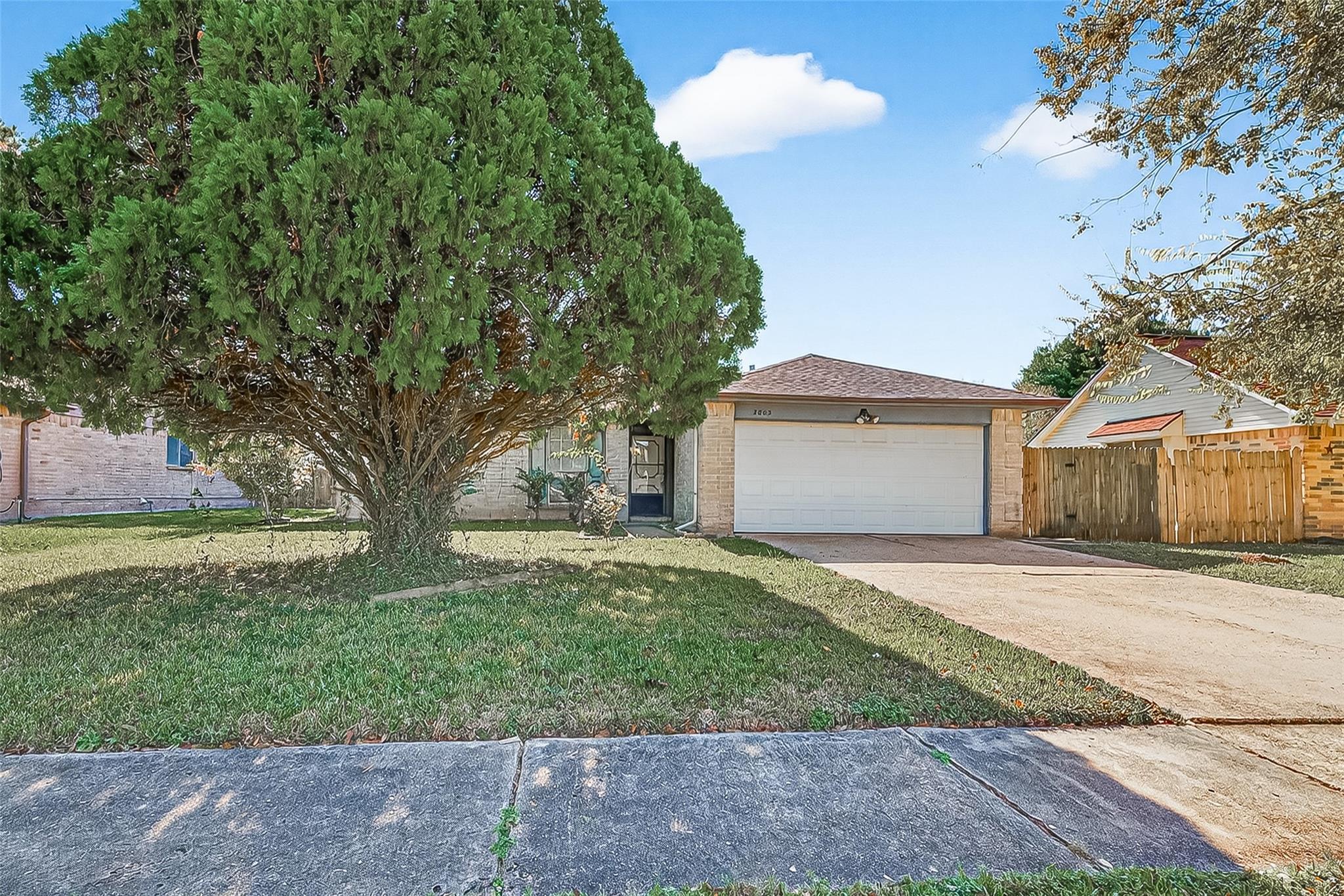 2803 Fir Crest Court