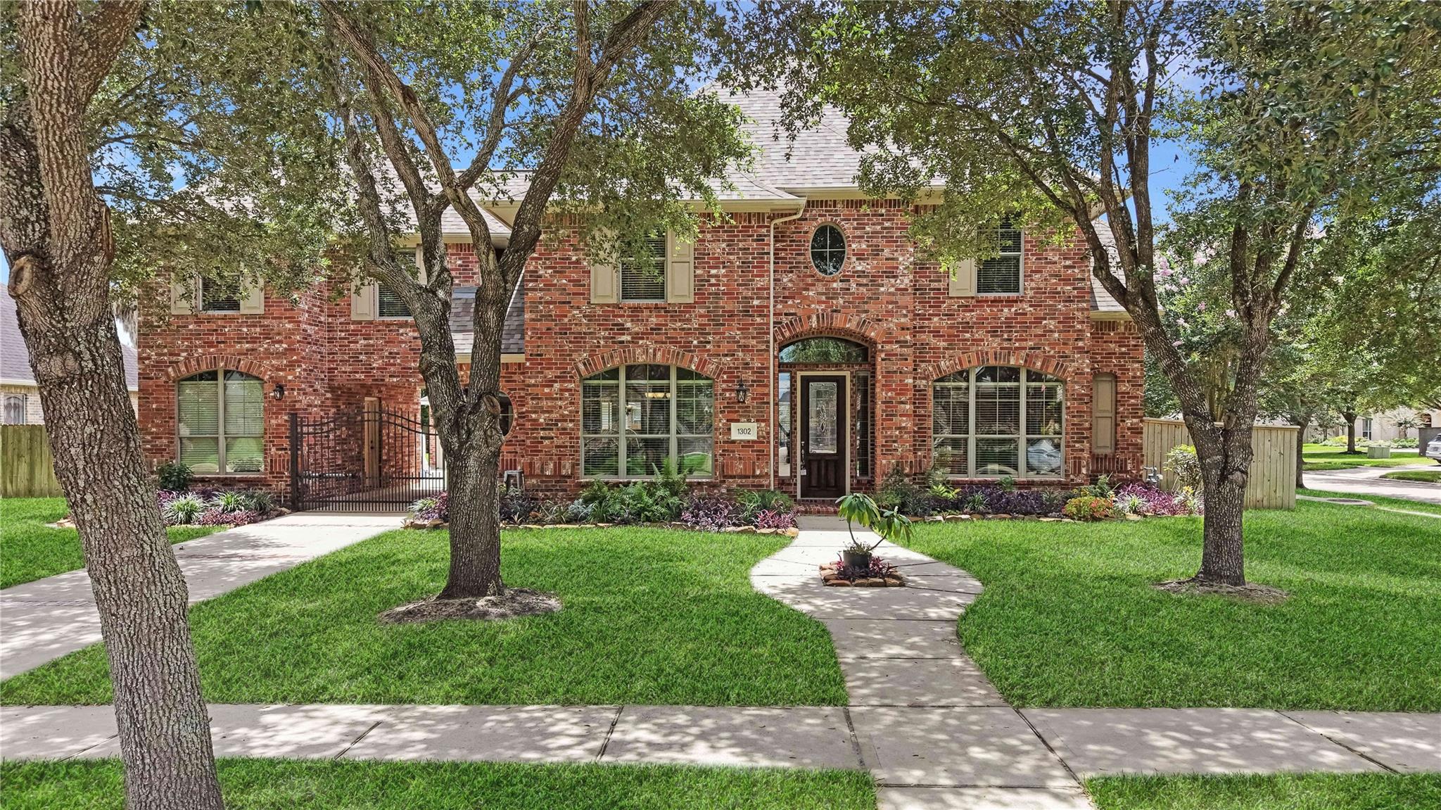 1302 Lake Grayson Drive