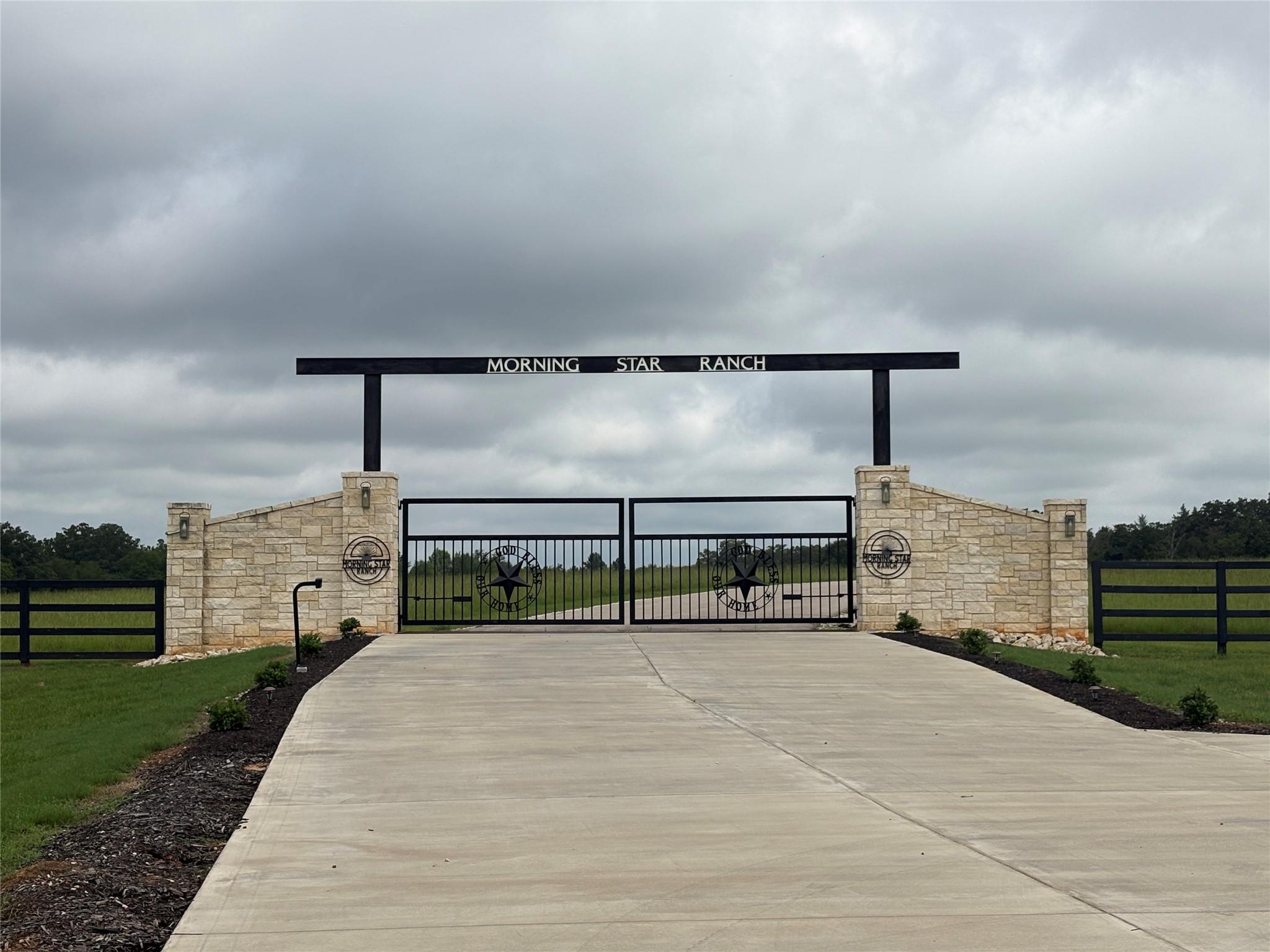 12.3 Acres Fm 489 E