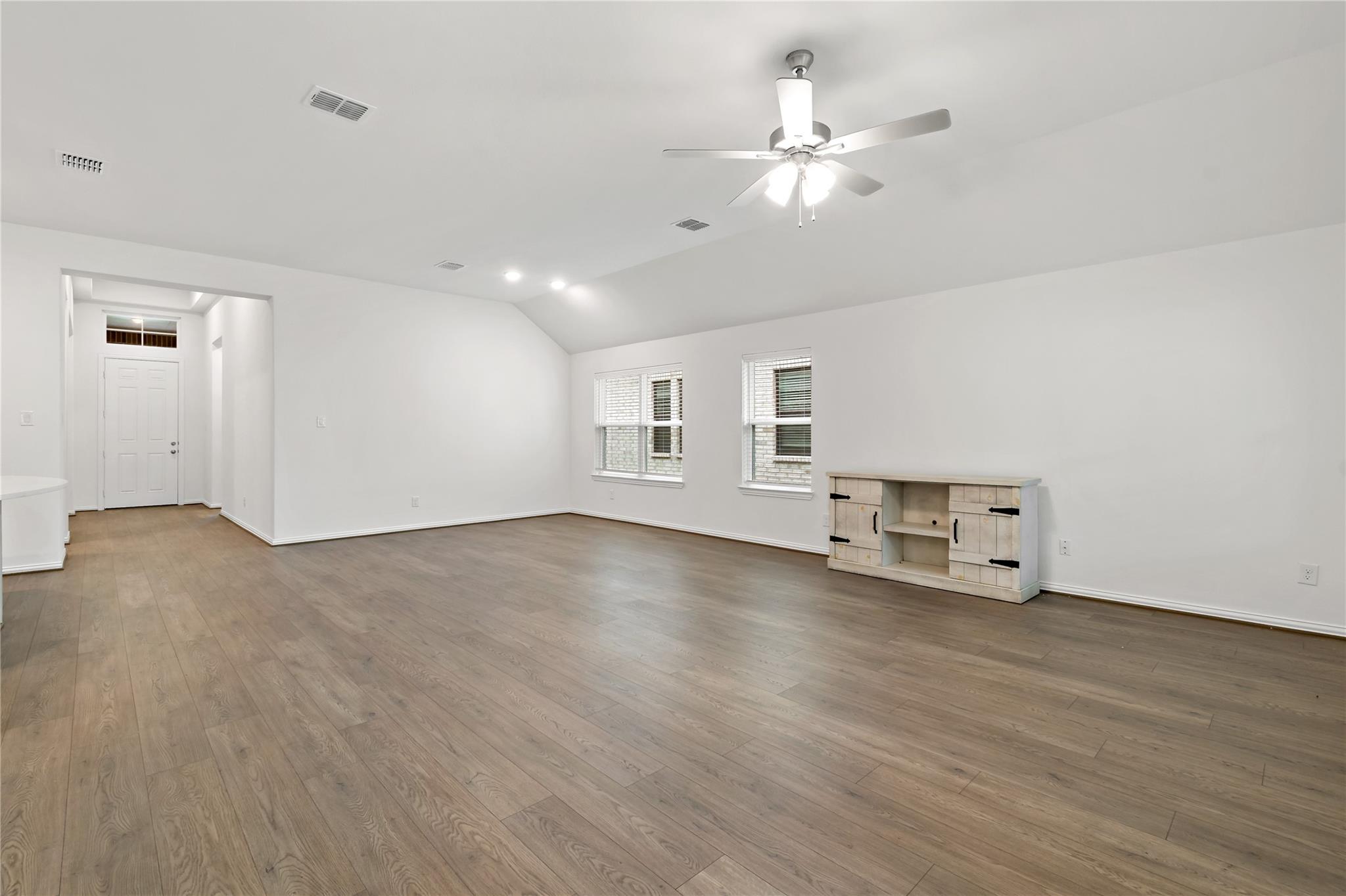 2127 Villa Flora Lane