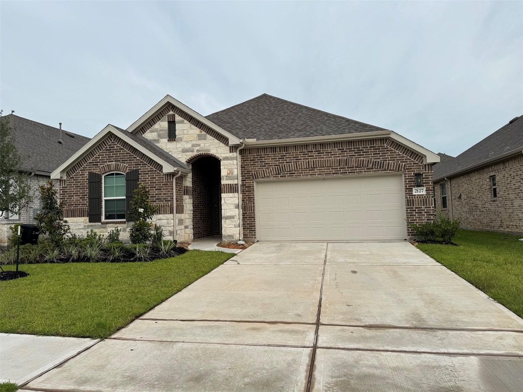 Photo of 2127 Villa Flora Lane, Friendswood, TX 77546 (MLS # 12929803)