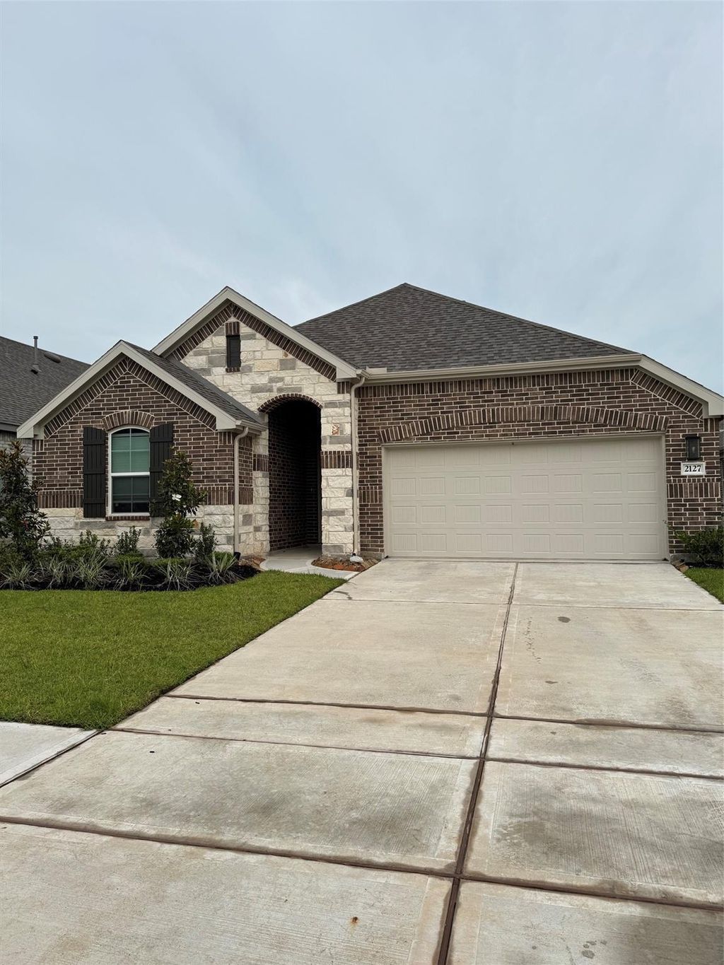 Photo of 2127 Villa Flora Lane, Friendswood, TX 77546 (MLS # 12929803)