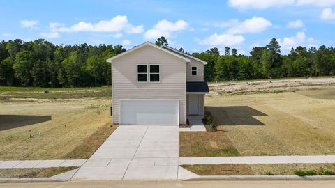 Photo of 228 Stoney Ridge, Lufkin, TX 75904 (MLS # 66855911)