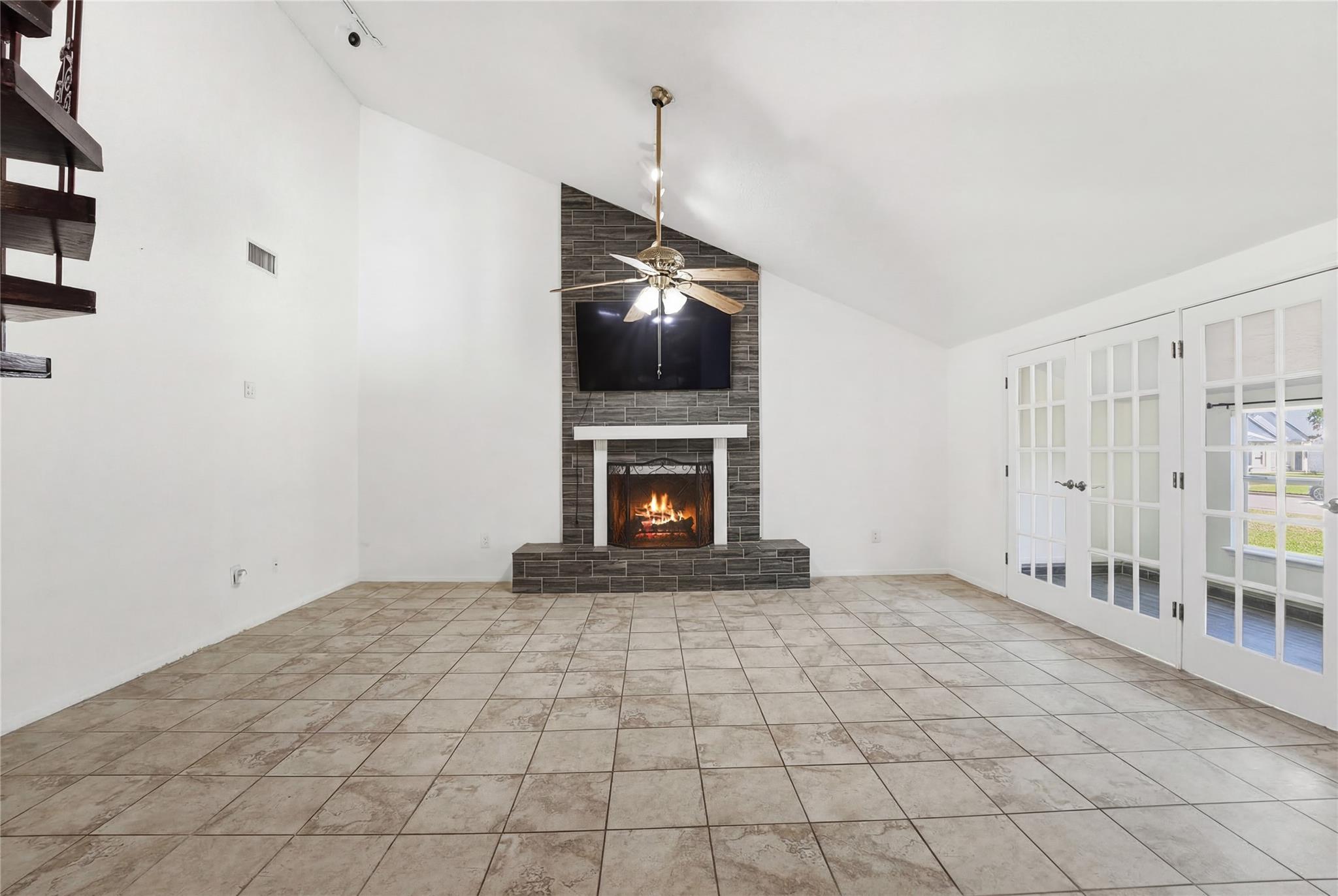 519 N Hyannis Port Street