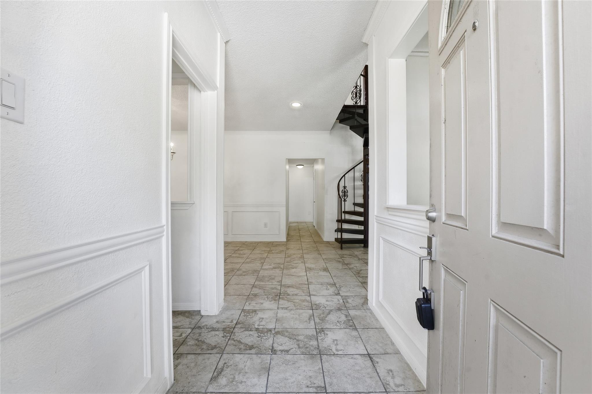 519 N Hyannis Port Street