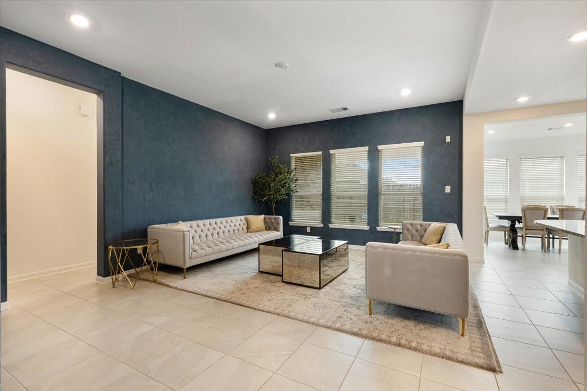 4912 Overland Hollow Drive