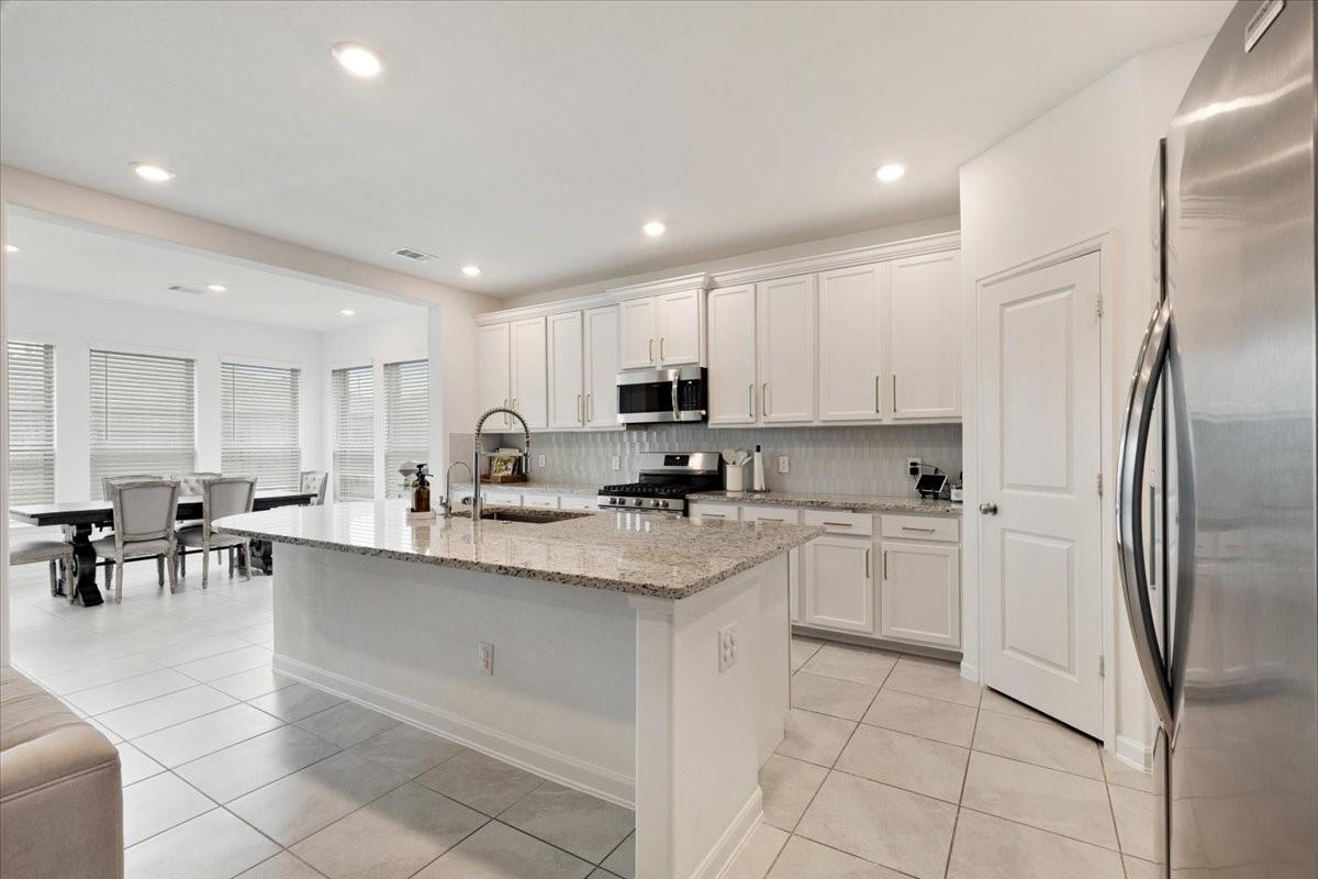 4912 Overland Hollow Drive