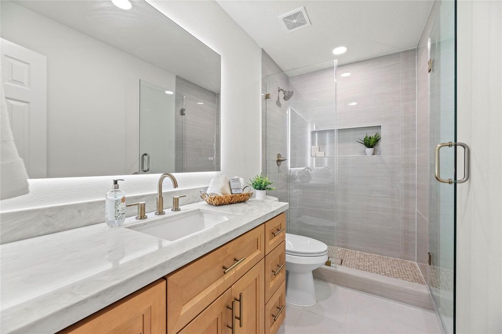 Photo of 5003 Westwood Pines Drive, Katy, TX 77449 (MLS # 11534377)