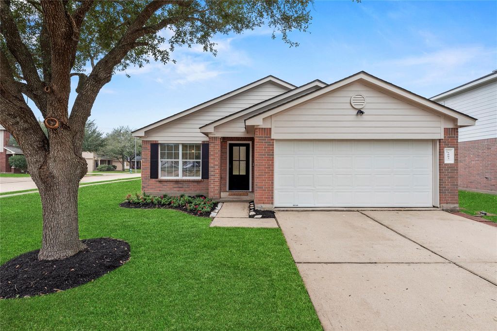 Photo of 5003 Westwood Pines Drive, Katy, TX 77449 (MLS # 11534377)