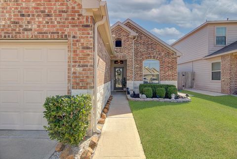 Photo of 16514 Twinwalker Drive, Houston, TX 77049 (MLS # 54475098)