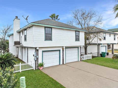 Photo of 4 S Flamingo Street, La Marque, TX 77568 (MLS # 69981516)