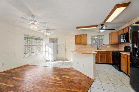 Tiny photo for 16438 Camino Del Sol Drive, Houston, TX 77083 (MLS # 97518574)