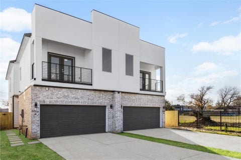 Photo of 5502 Pershing Street Street #A, Houston, TX 77033 (MLS # 93742665)