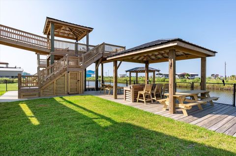 Photo of 1185 Mabry Street, Gilchrist, TX 77617 (MLS # 25518471)