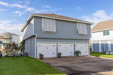 1330 Leilani Drive Tiki Island TX 77554