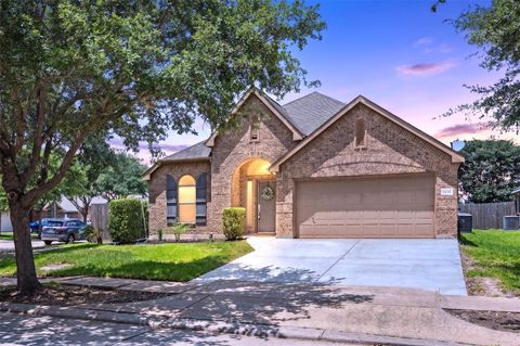 Photo of 2118 Midnight Lane, Houston, TX 77047 (MLS # 73606517)