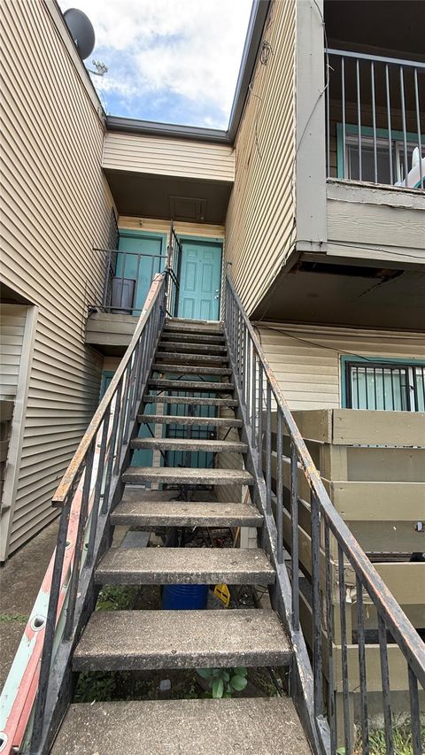 Photo of 6161 Reims Road #1301, Houston, TX 77036 (MLS # 16471649)