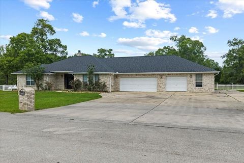 Photo of 1607 Delta Street, Baytown, TX 77523 (MLS # 13567986)