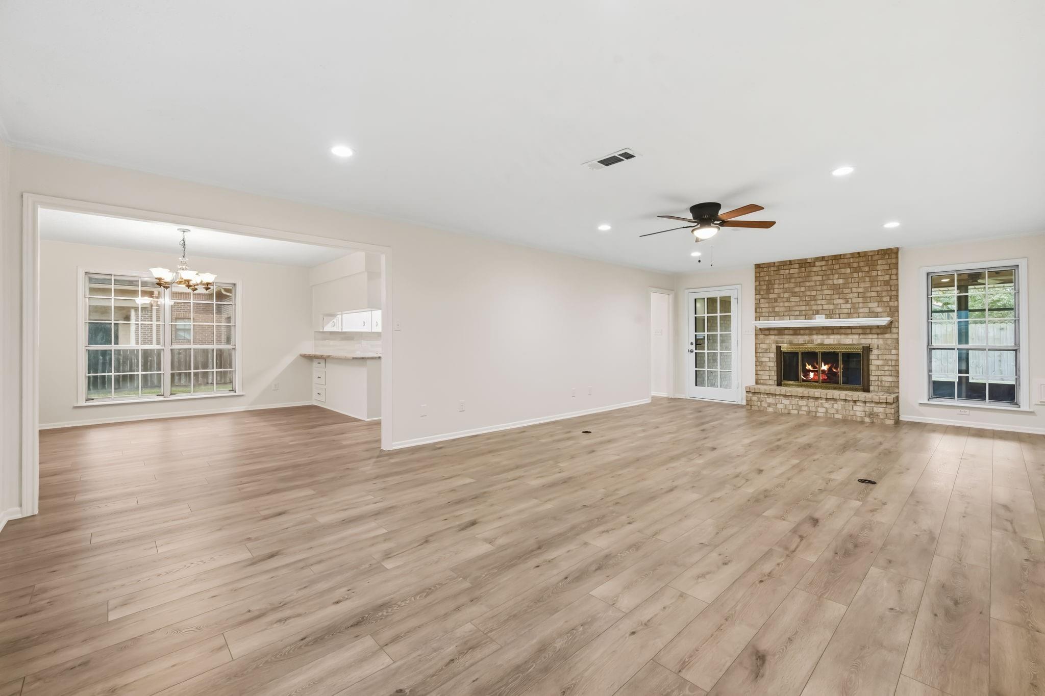 8022 Bayside Boulevard