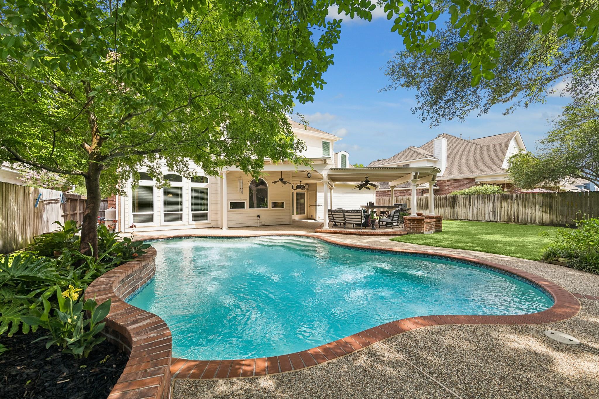 5918 Center Court Drive