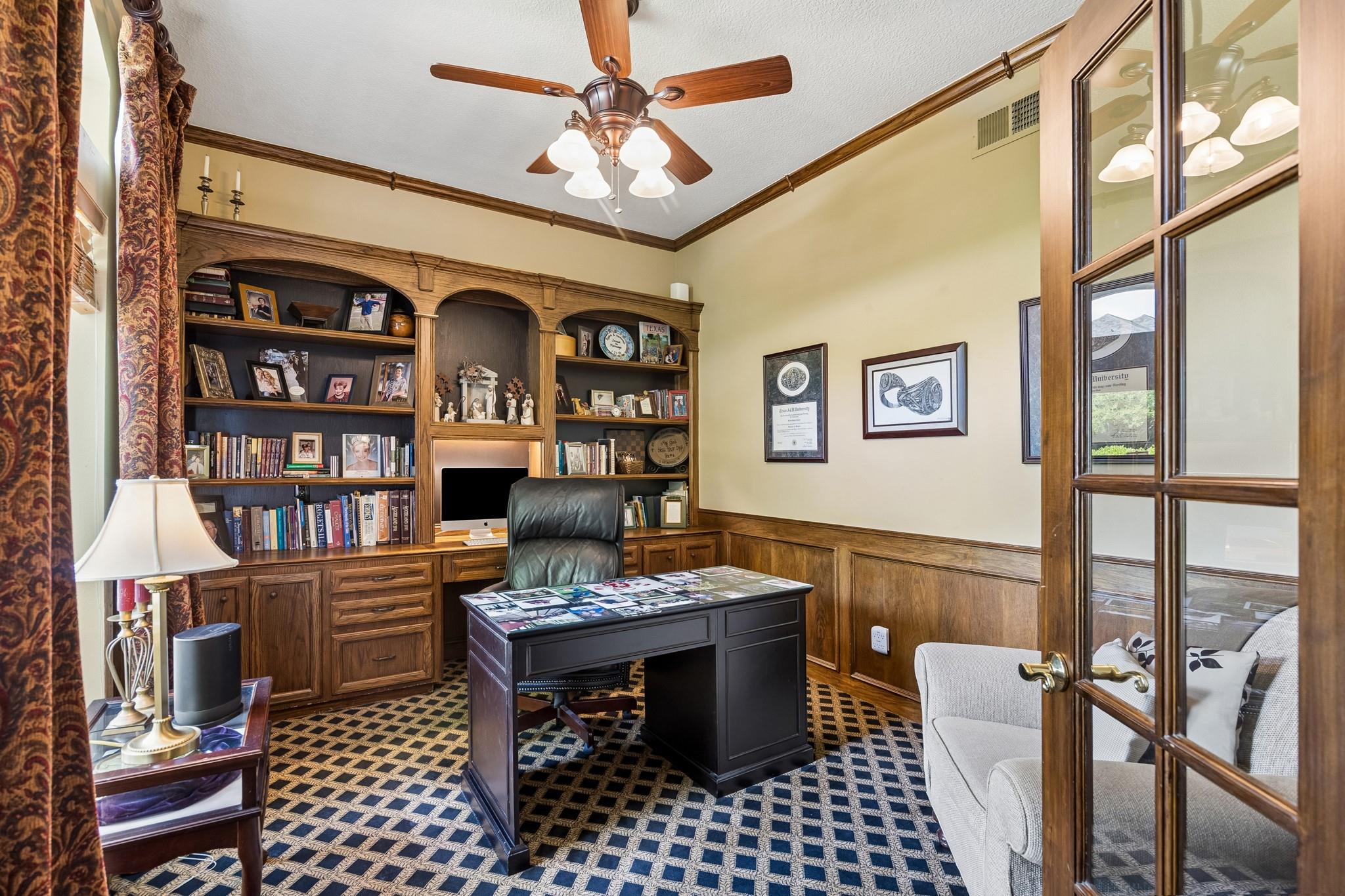 5918 Center Court Drive