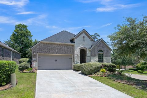 Photo of 2 Muthill Circle, Conroe, TX 77304 (MLS # 40847424)
