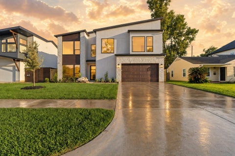 Photo of 7119 Housman Street, Houston, TX 77055 (MLS # 24751226)