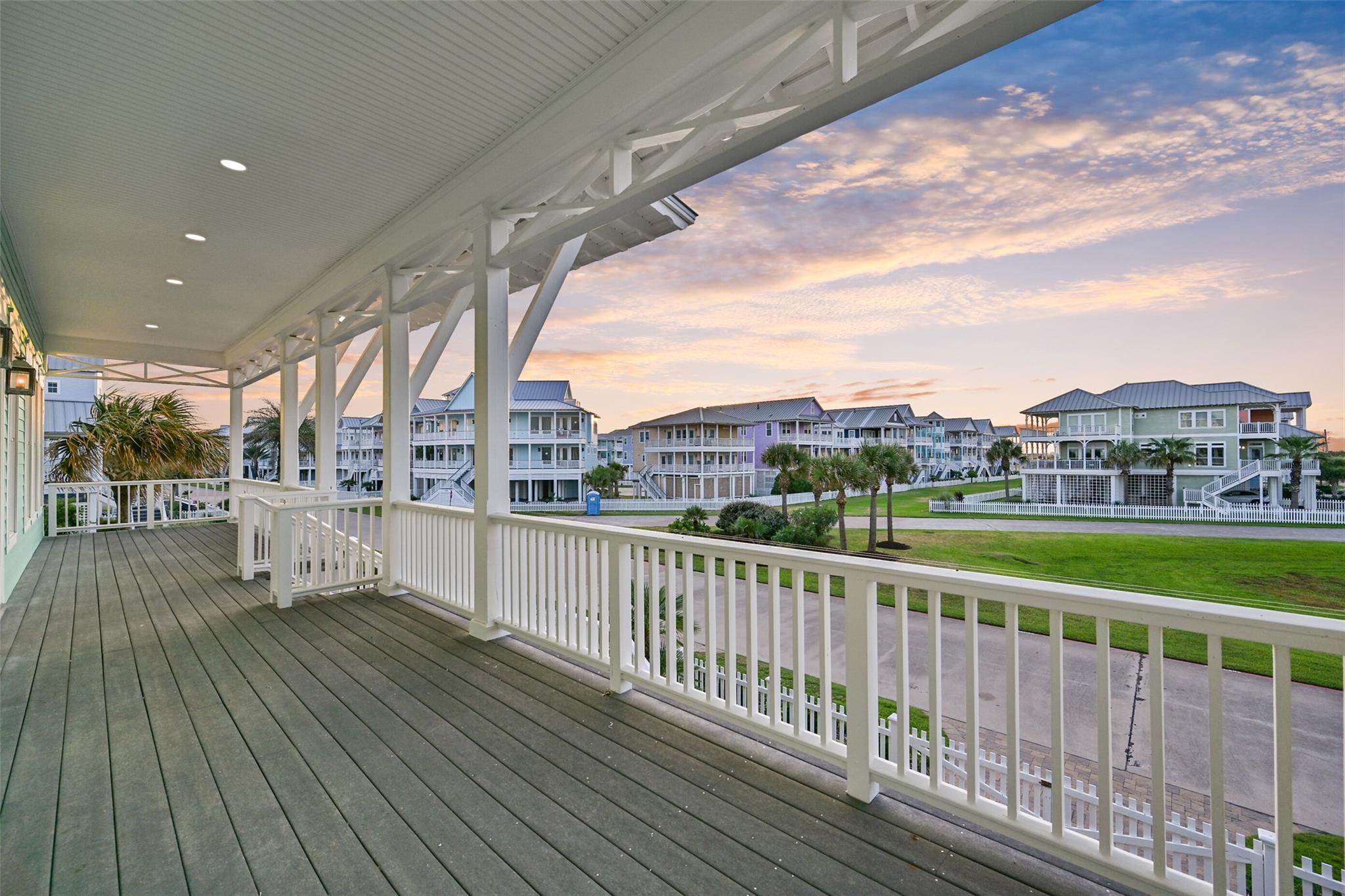 11511 Beachside