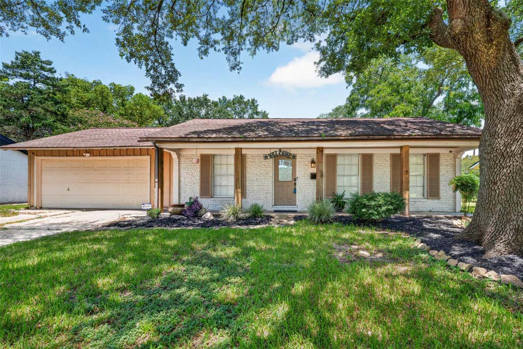 Photo of 10263 Old Orchard Road, La Porte, TX 77571 (MLS # 68287379)
