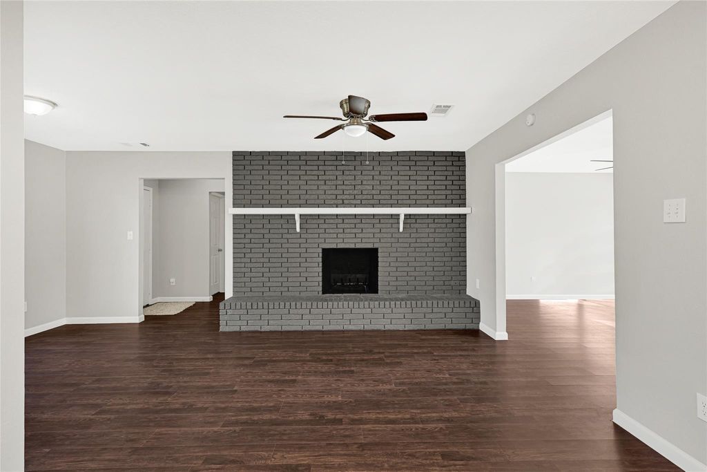 Photo of 32231 Sandwedge Drive, Waller, TX 77484 (MLS # 89160919)