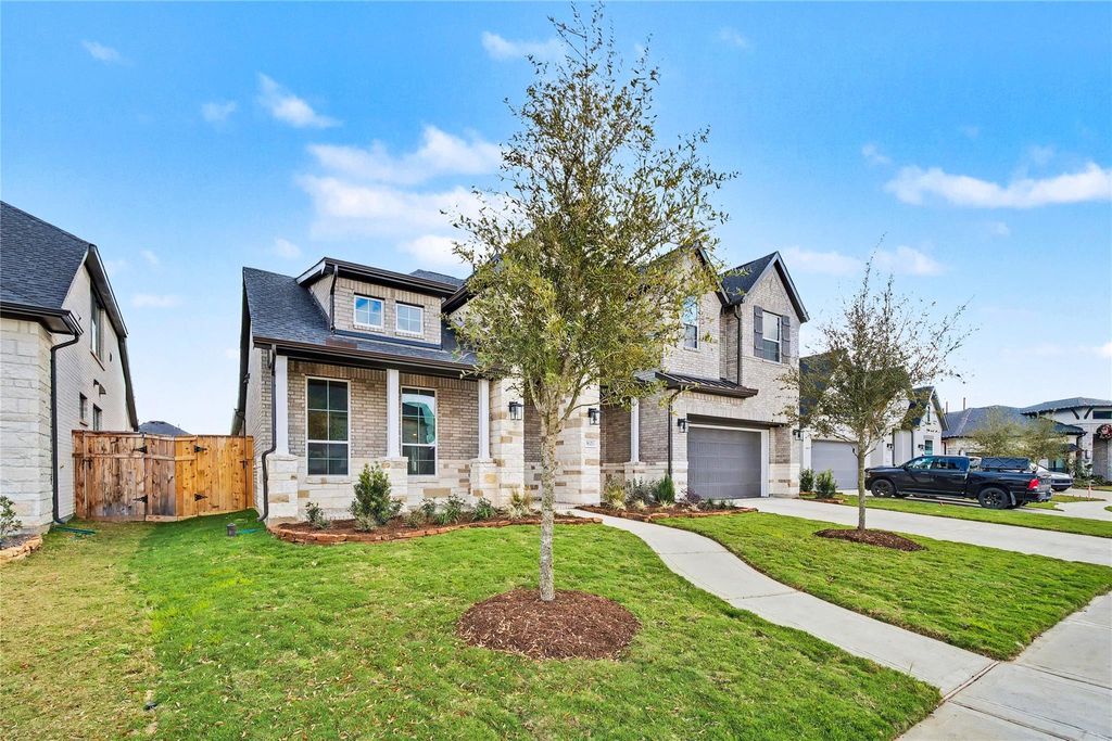 Photo of 5623 Logan Ridge Lane, Fulshear, TX 77441 (MLS # 82290631)