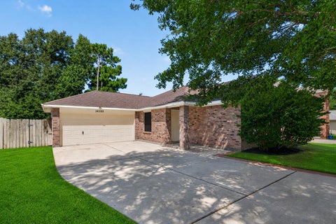 Homes For Rent - 14089 Broken Arrow Drive<br/> Willis, TX 77378
