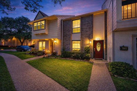 Photo of 10372 Briar Forest Drive, Houston, TX 77042 (MLS # 32565053)