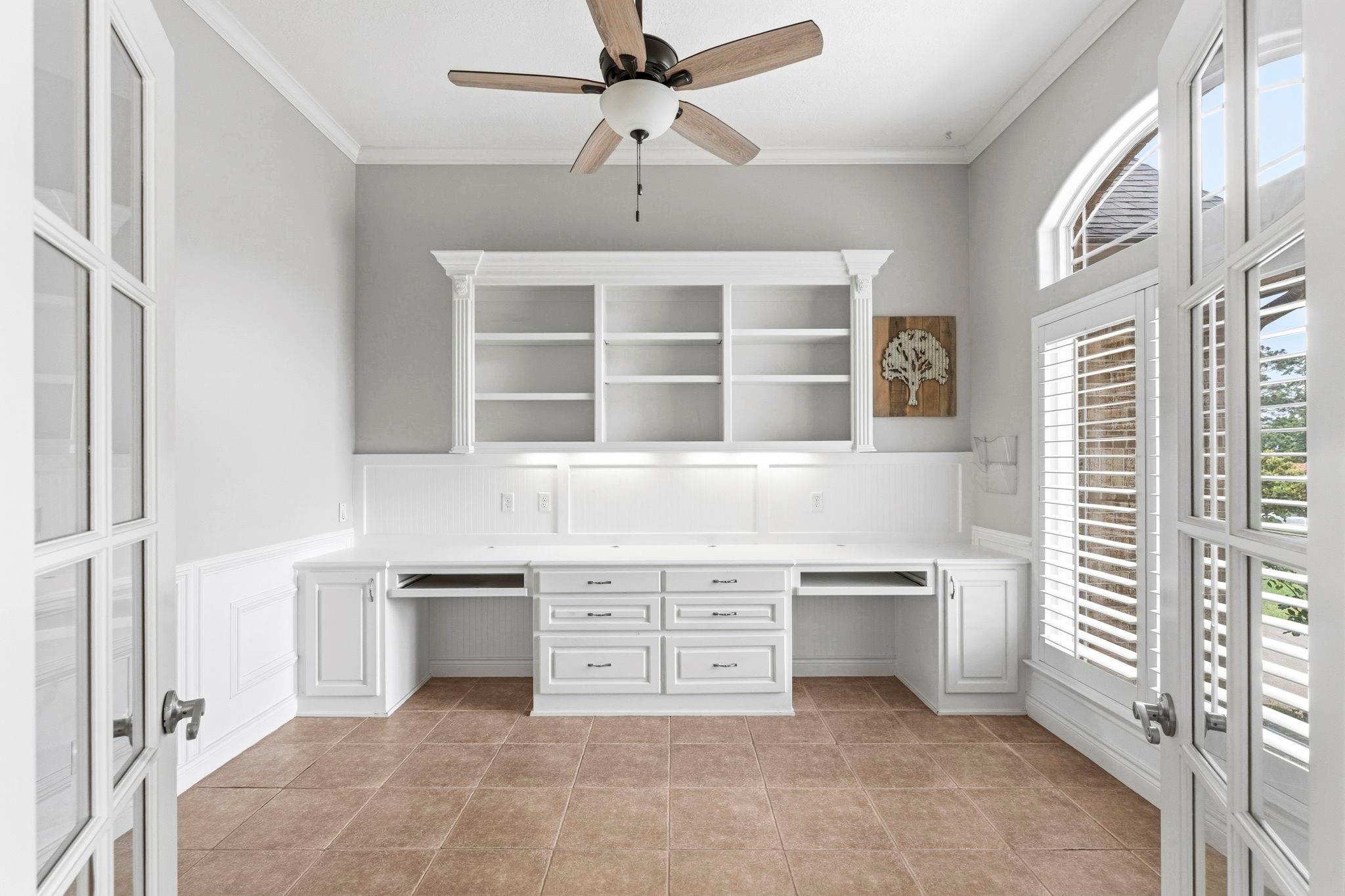 167 April Waters Drive W