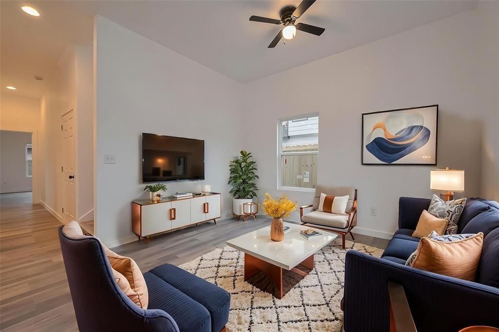 Photo of 9005 Hilda Street, Houston, TX 77033 (MLS # 13796620)