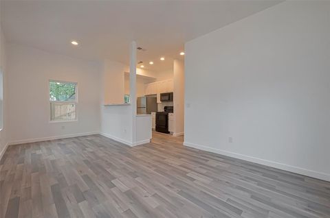 Tiny photo for 9005 Hilda Street, Houston, TX 77033 (MLS # 13796620)