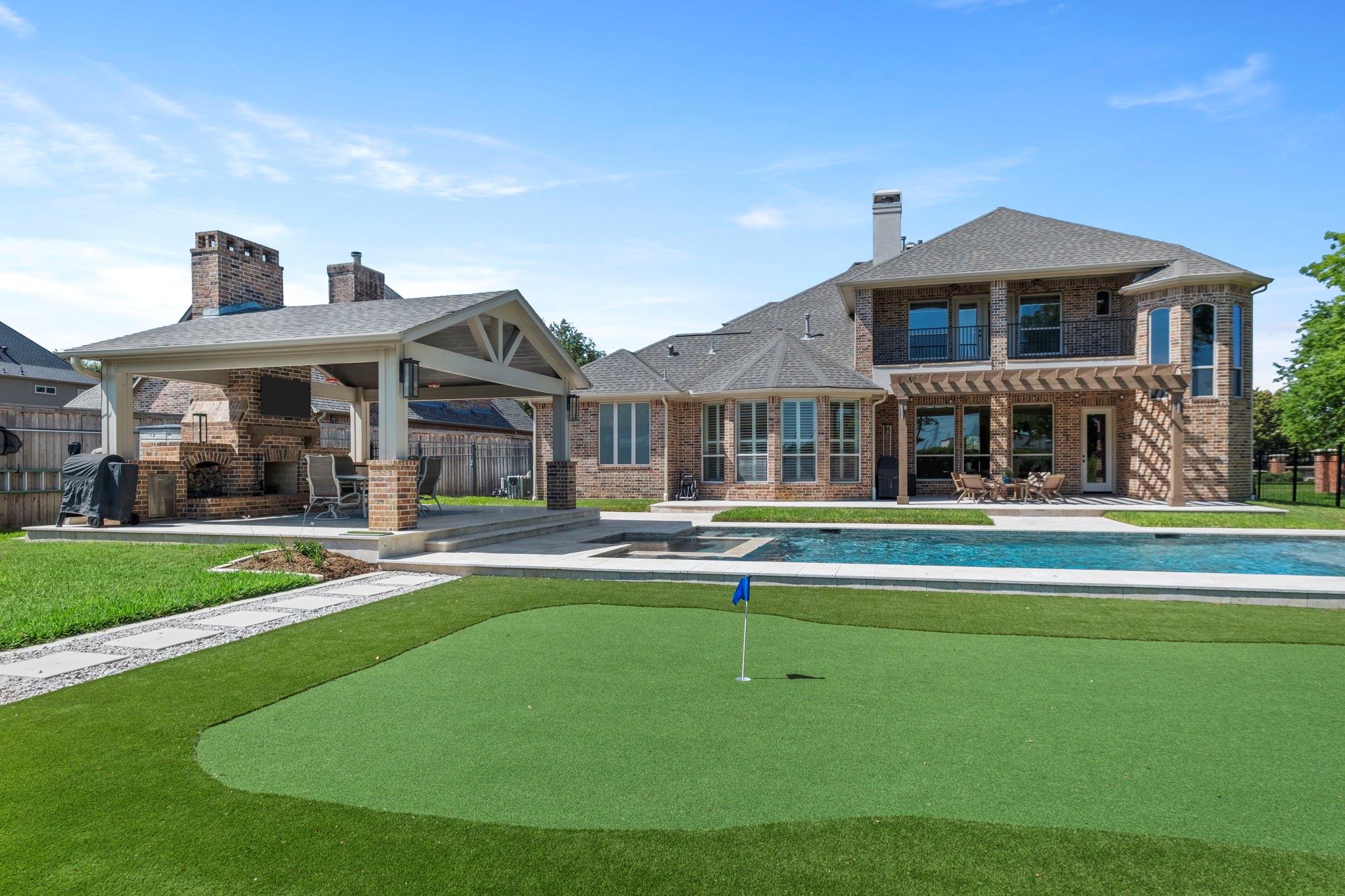 30 Waters Lake Boulevard
