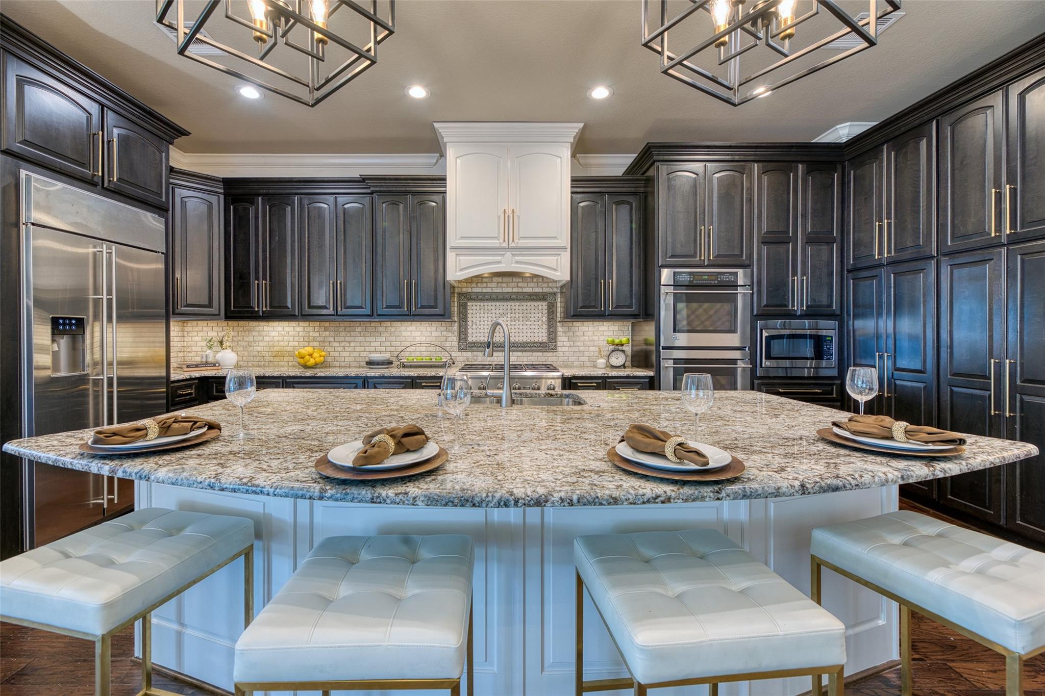 3903 Indigo Court