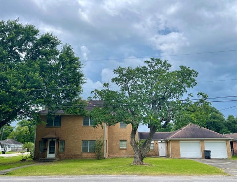 Photo of 1720 Elm Street, Bay City, TX 77414 (MLS # 67826175)