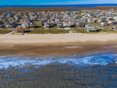 Homes For Sale - 970 Surf<br/> Crystal Beach, TX 77650