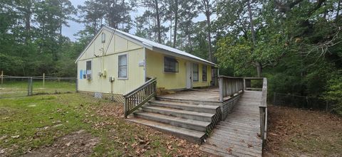 Photo of 334 Dogwood, Onalaska, TX 77360 (MLS # 56507822)