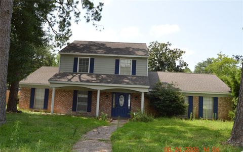 Photo of 10814 Brentway Drive, Houston, TX 77070 (MLS # 64699812)