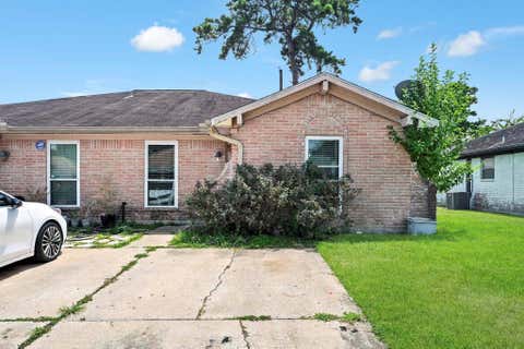Multifamily For Rent - 7303 Housman St<br/> San Antonio, TX 77055