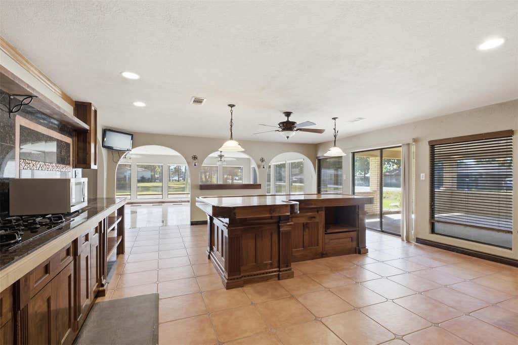Photo of 5902 Mccullough Street, Baytown, TX 77521 (MLS # 56362722)