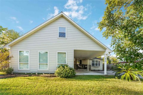 606 Packer Court Webster TX 77598